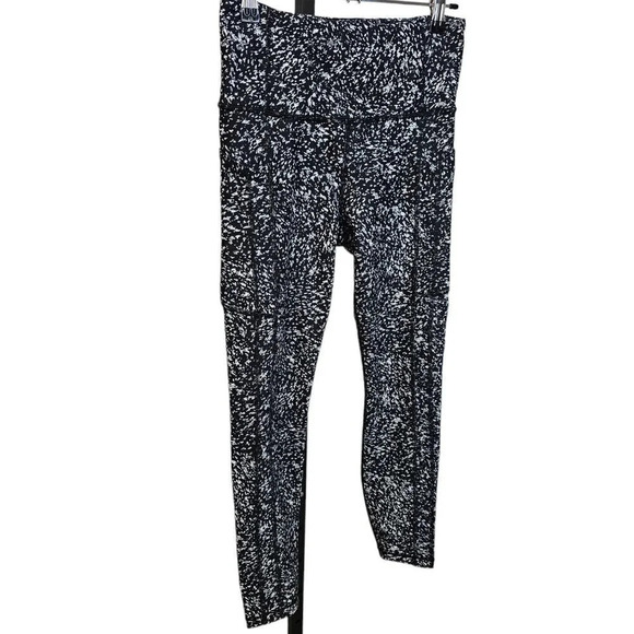 Athleta Womens Ultimate Stash 7/8 Tight Size  Small - Picture 6 of 8